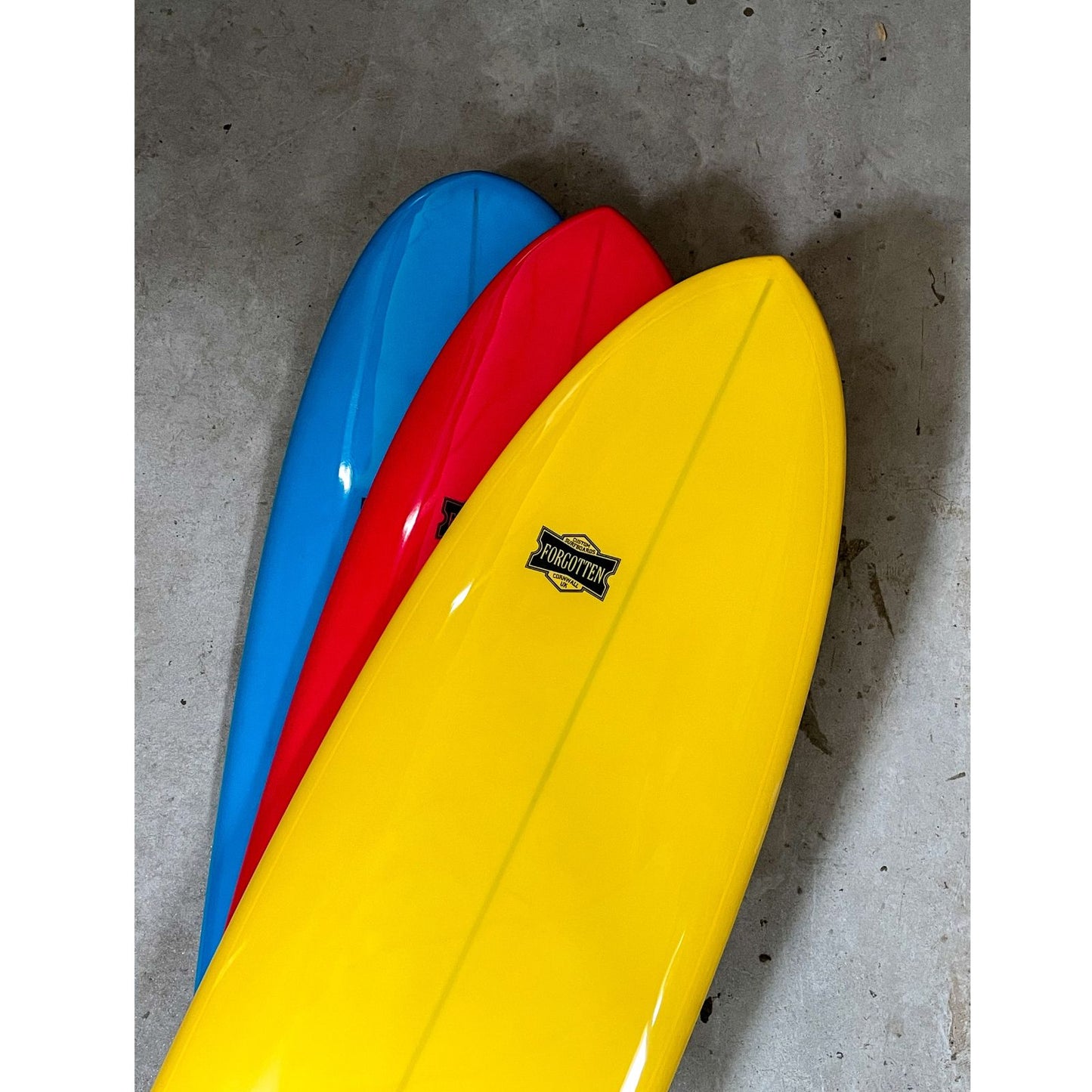 Surfboard Forgotten 7'6" Retro Mini Mal Round Tail Gloss Tint Circle One